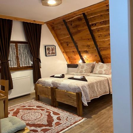 Rustic Lodge Plitvice Plitvička Jezera Exterior foto