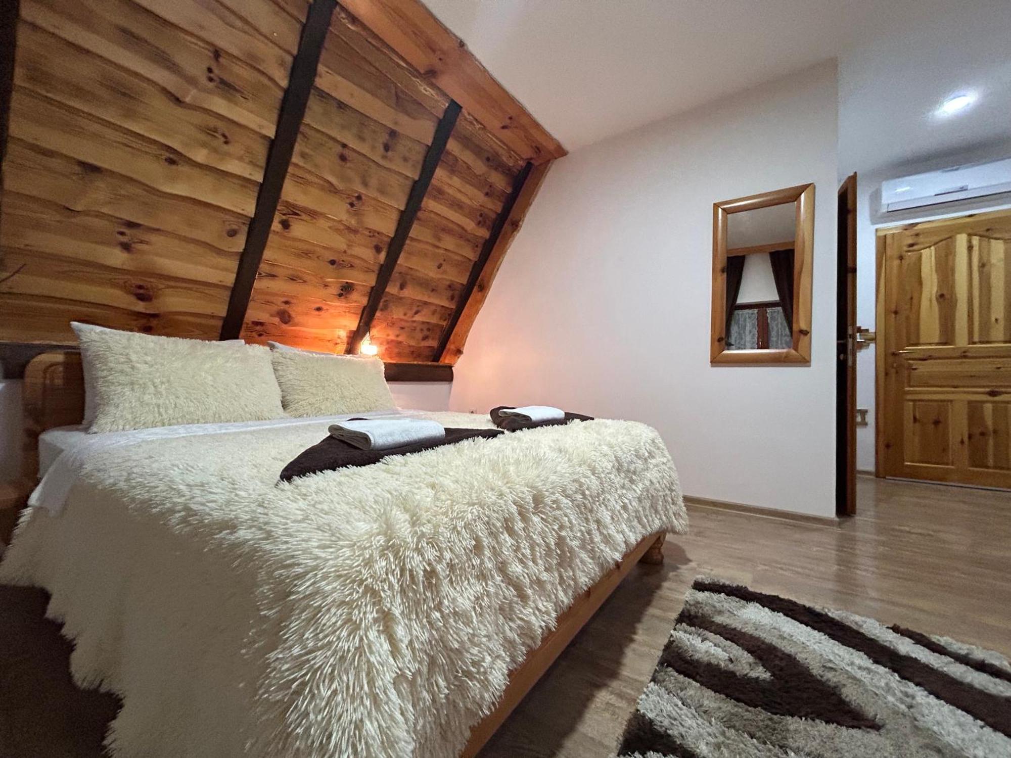 Rustic Lodge Plitvice Plitvička Jezera Exterior foto